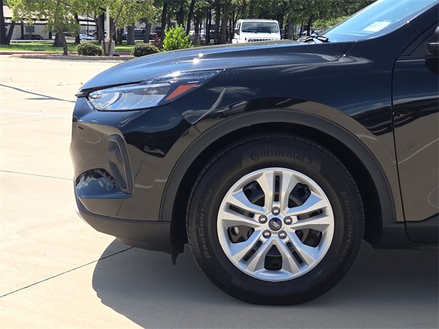 Used 2023 Ford Escape FWD image 5