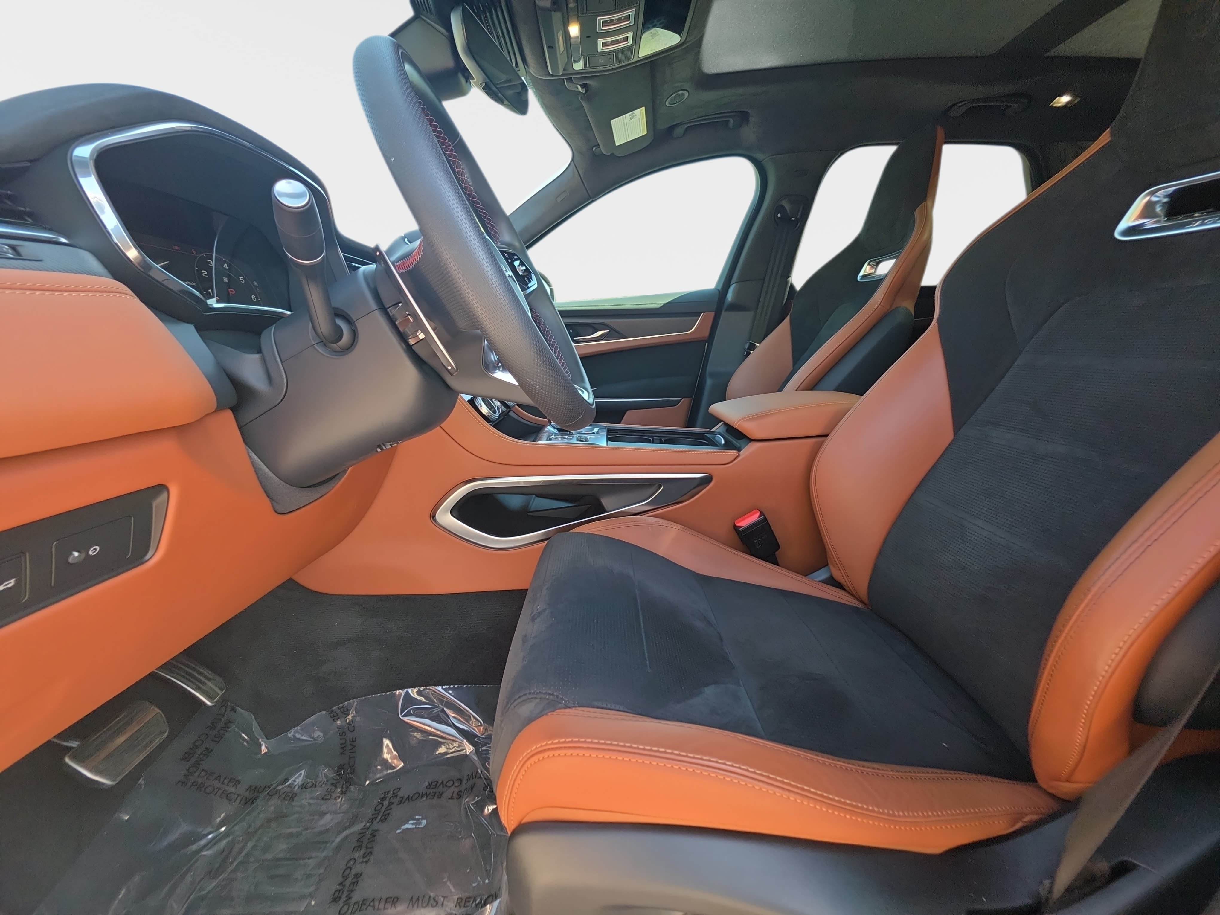Used 2025 Jaguar F-PACE SVR 575 Edition AWD/4WD image 15