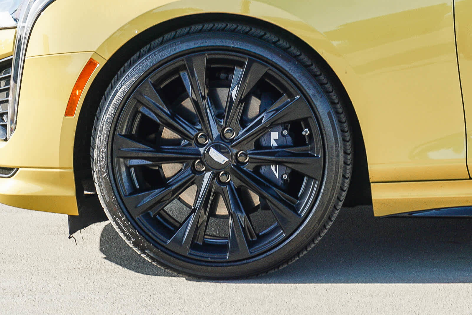Used 2025 Cadillac CT4 V RWD image 9