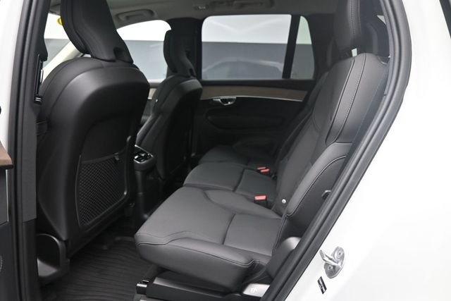 Used 2026 Volvo XC90 T8 Plus w/ Protection Package Premier AWD/4WD image 21