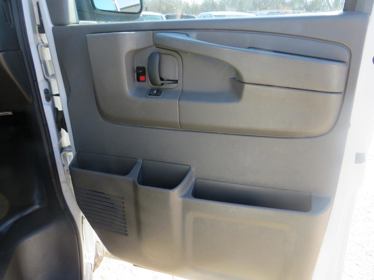 Used 2014 Chevrolet Express 1500 LS image 15