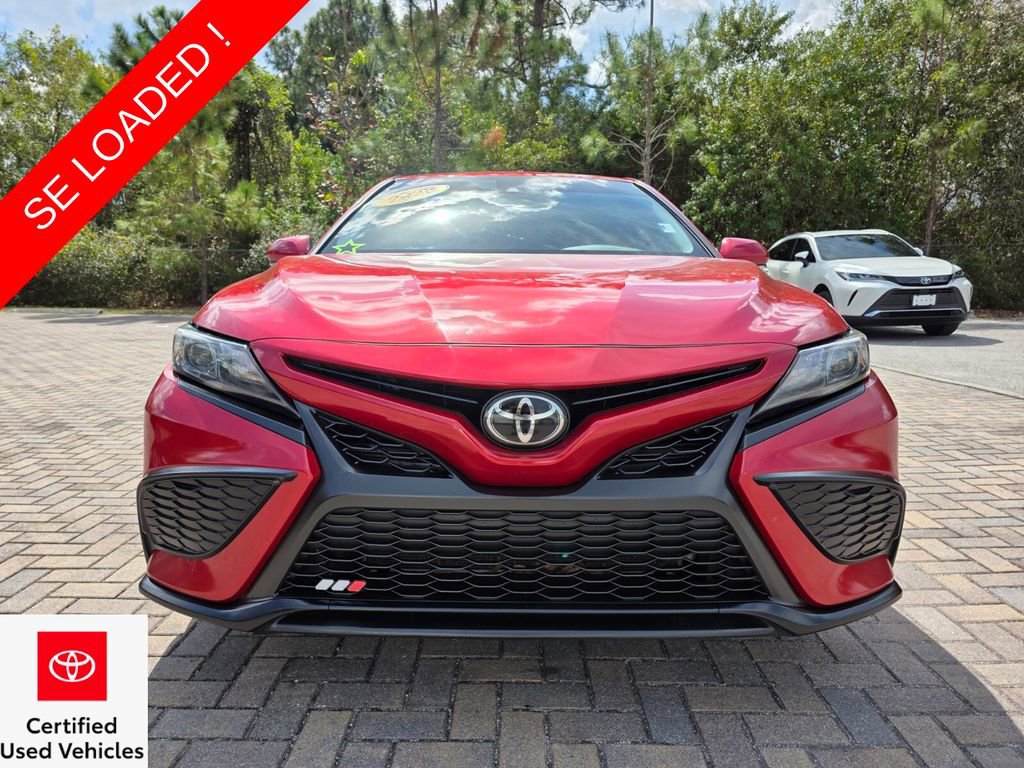 Certified 2022 Toyota Camry SE image 2