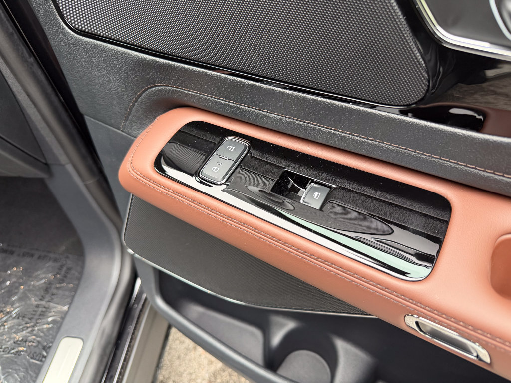 New 2026 Lincoln Aviator Reserve AWD/4WD image 43