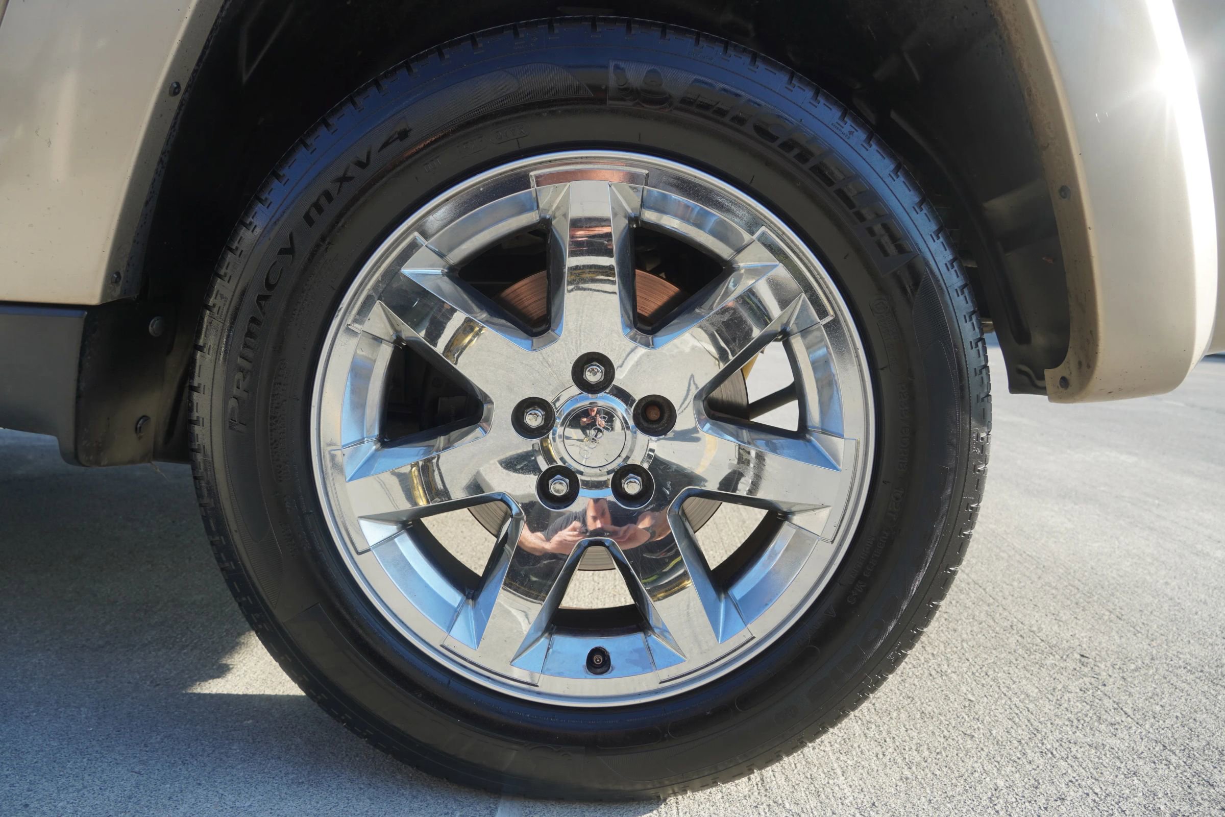 Used 2010 Jeep Liberty Limited w/ Tire & Wheel Group image 31