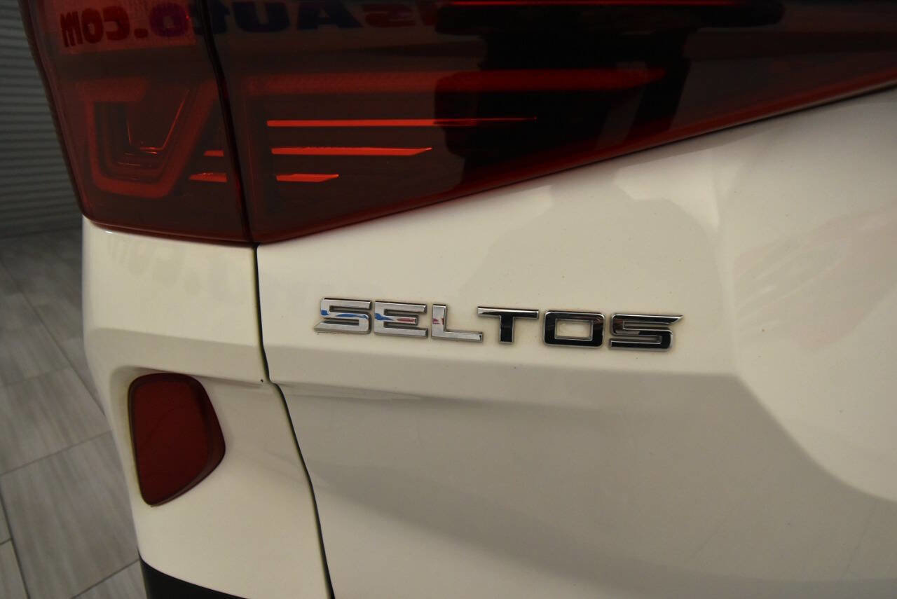 Used 2021 Kia Seltos S AWD/4WD image 41