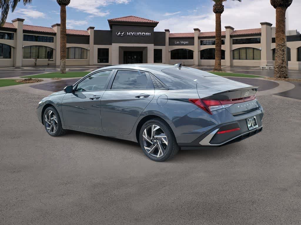 Certified 2025 Hyundai Elantra Sport FWD image 6