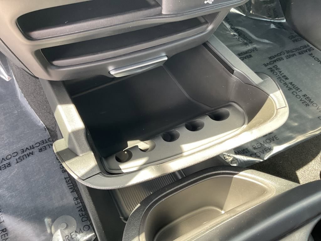 New 2026 Chrysler Pacifica Select image 33