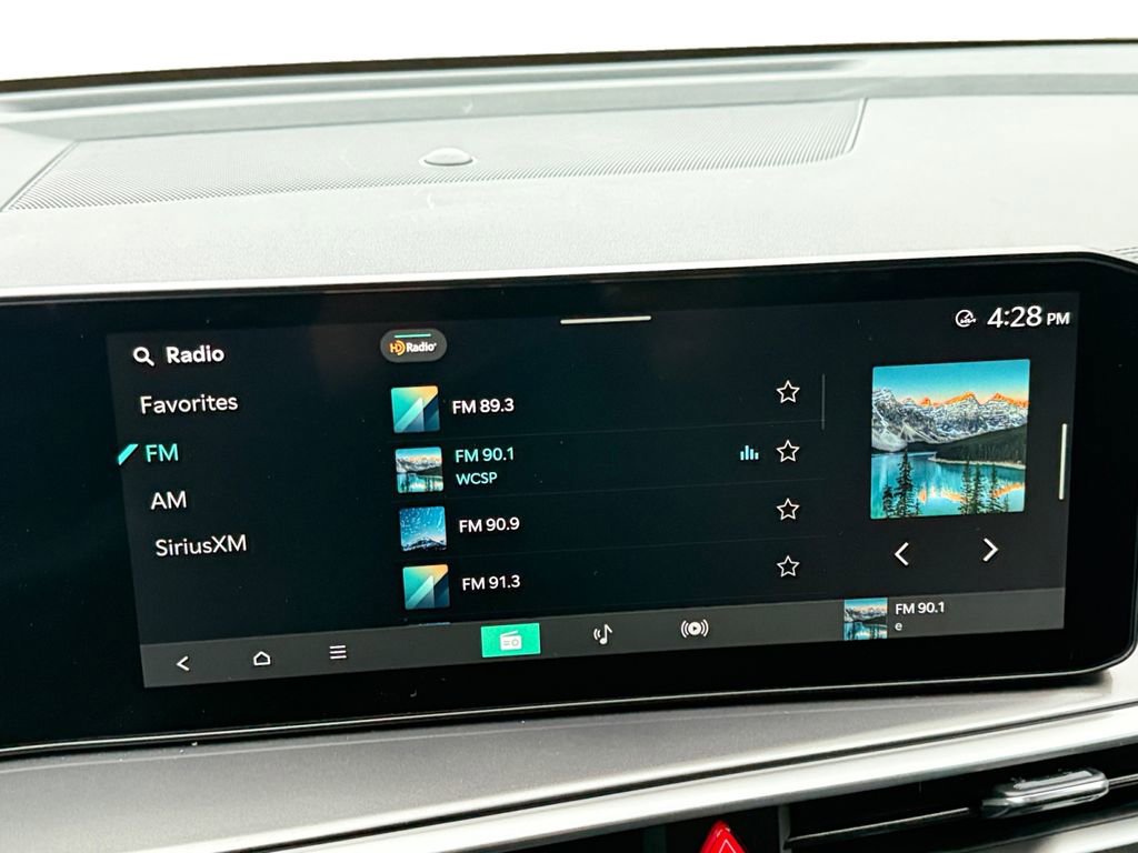 Used 2025 Kia Sorento EX image 14