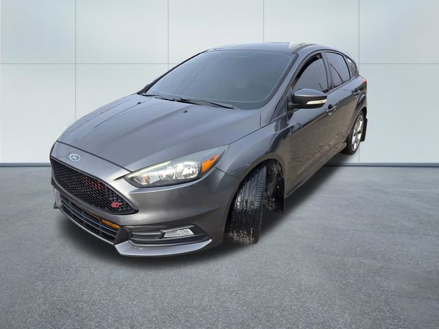 Used 2016 Ford Focus ST image 3