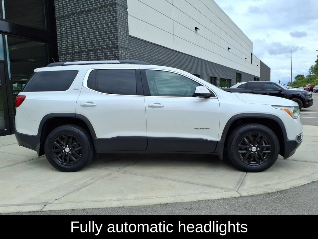 Used 2019 GMC Acadia SLT AWD/4WD image 8
