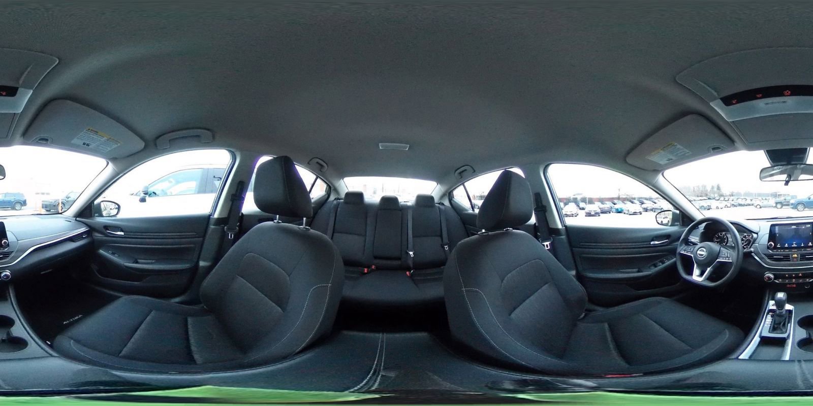 Used 2025 Nissan Altima 2.5 SV image 41