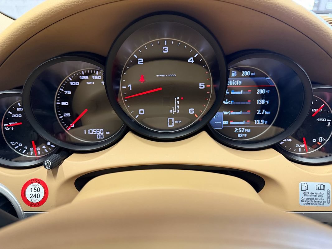 Used 2014 Porsche Cayenne Diesel AWD/4WD image 7