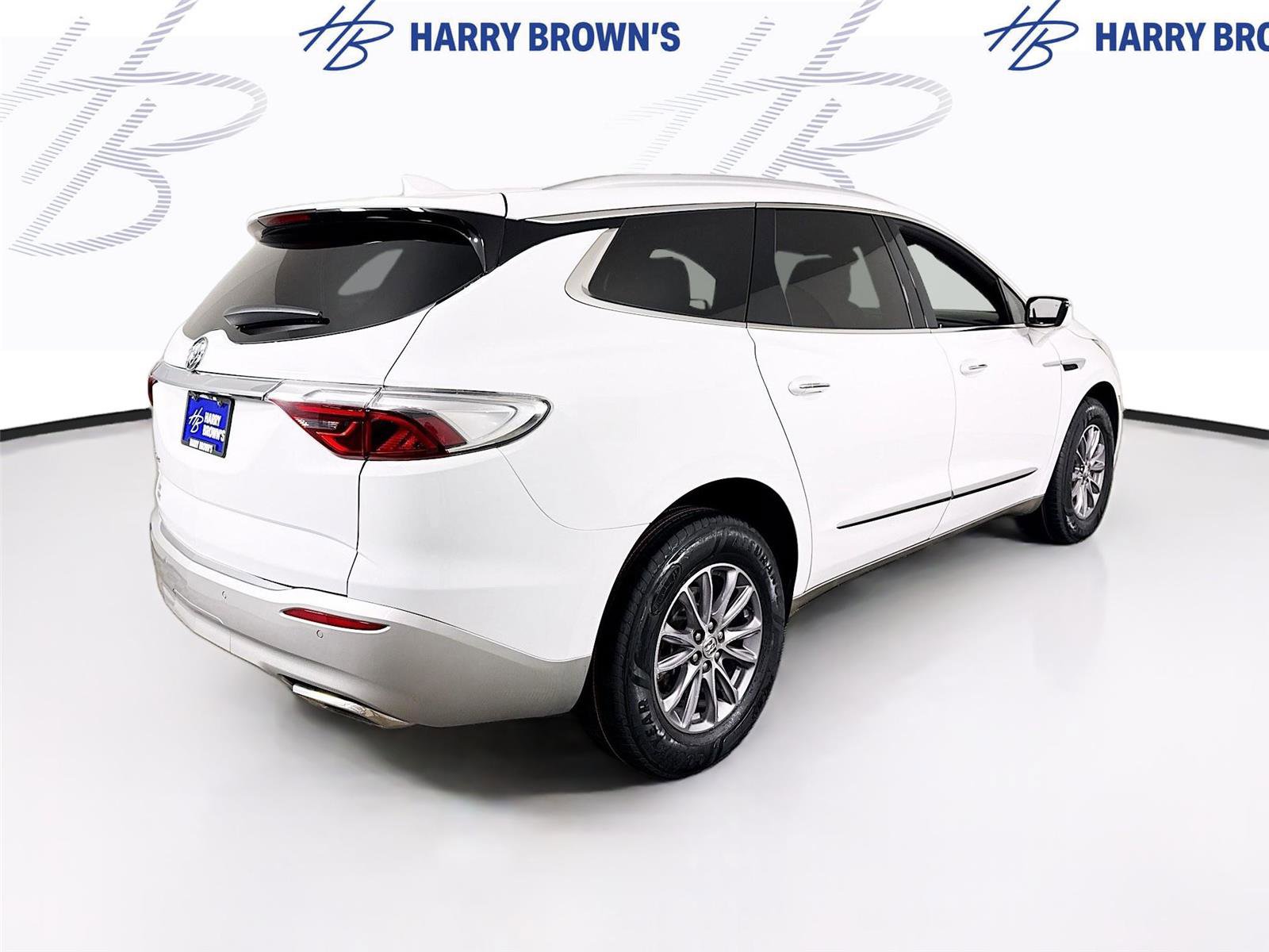 Used 2023 Buick Enclave Essence image 31