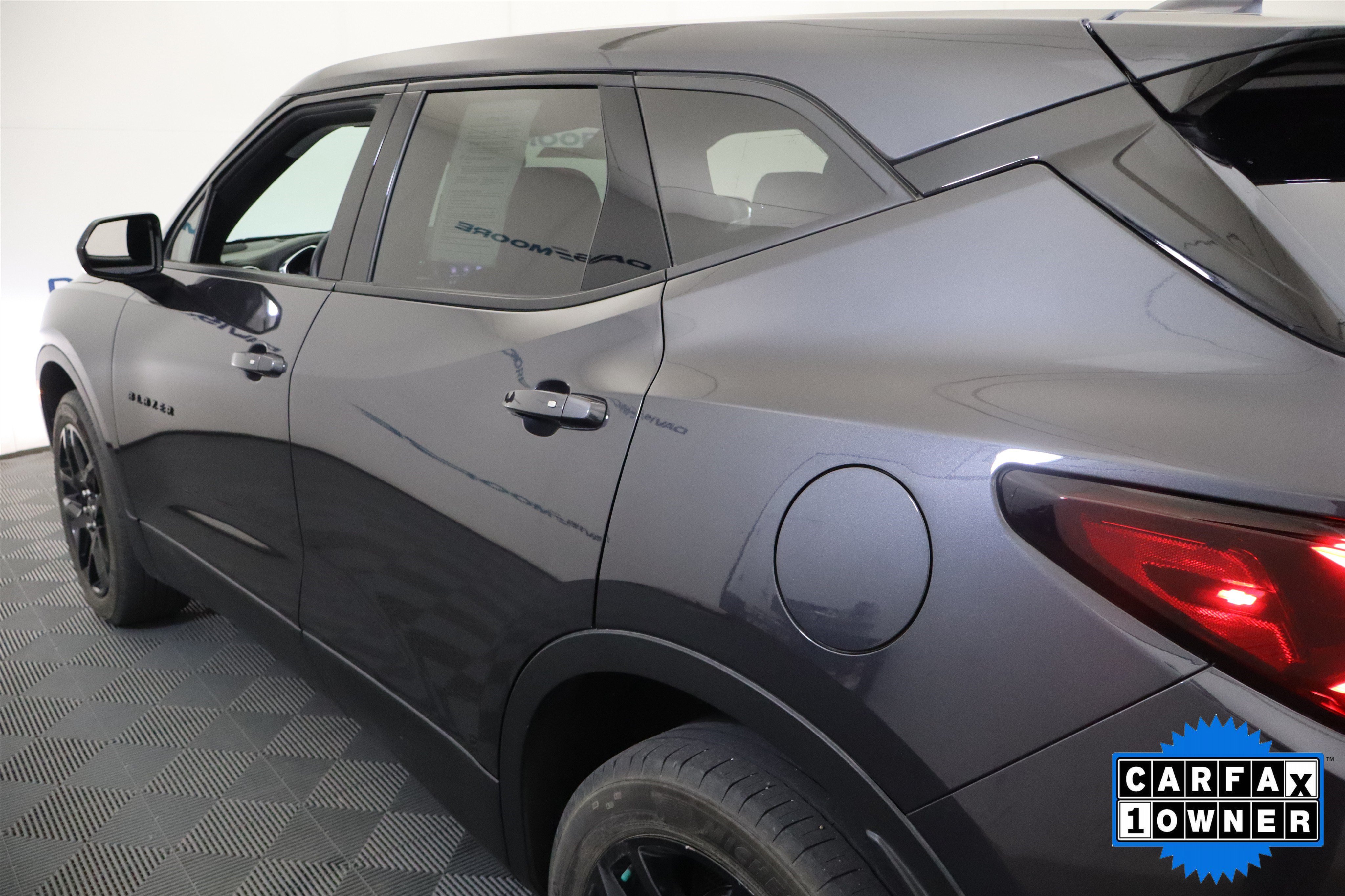 Used 2022 Chevrolet Blazer LT w/ LPO, Black Accent Package FWD image 11