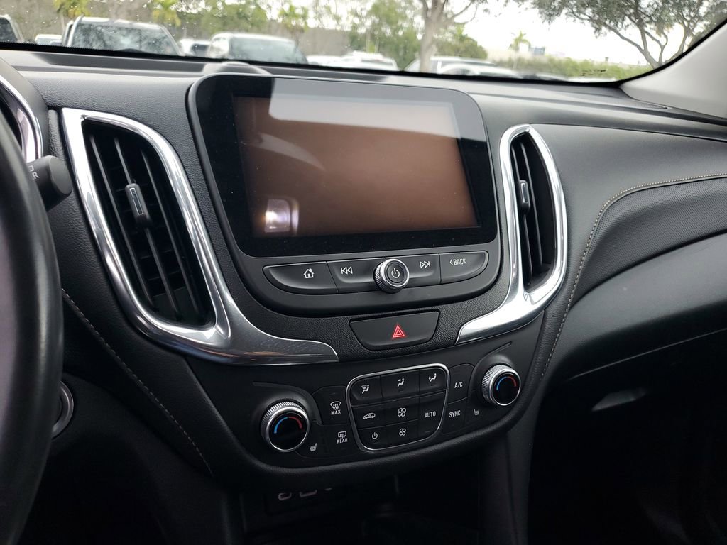Used 2019 Chevrolet Equinox Premier FWD image 17