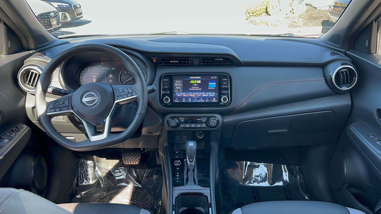 Used 2023 Nissan Kicks SR w/ SR Premium Package FWD image 26