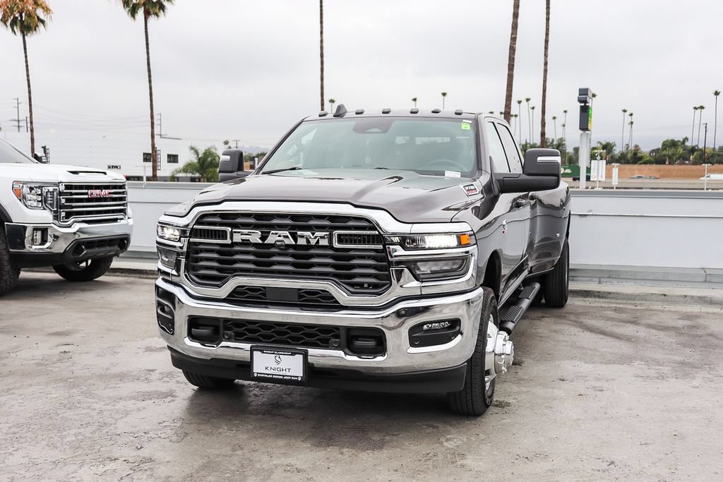 New 2026 RAM 3500 Tradesman AWD/4WD image 4
