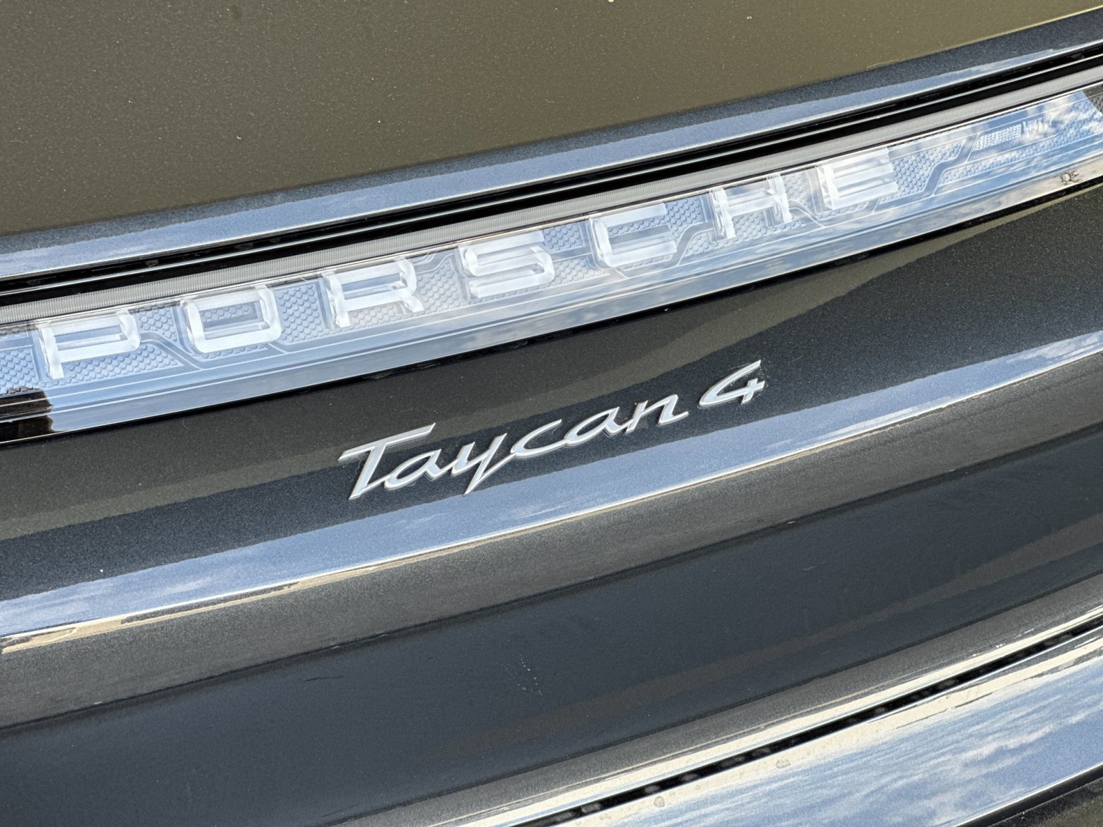 New 2026 Porsche Taycan AWD/4WD image 34