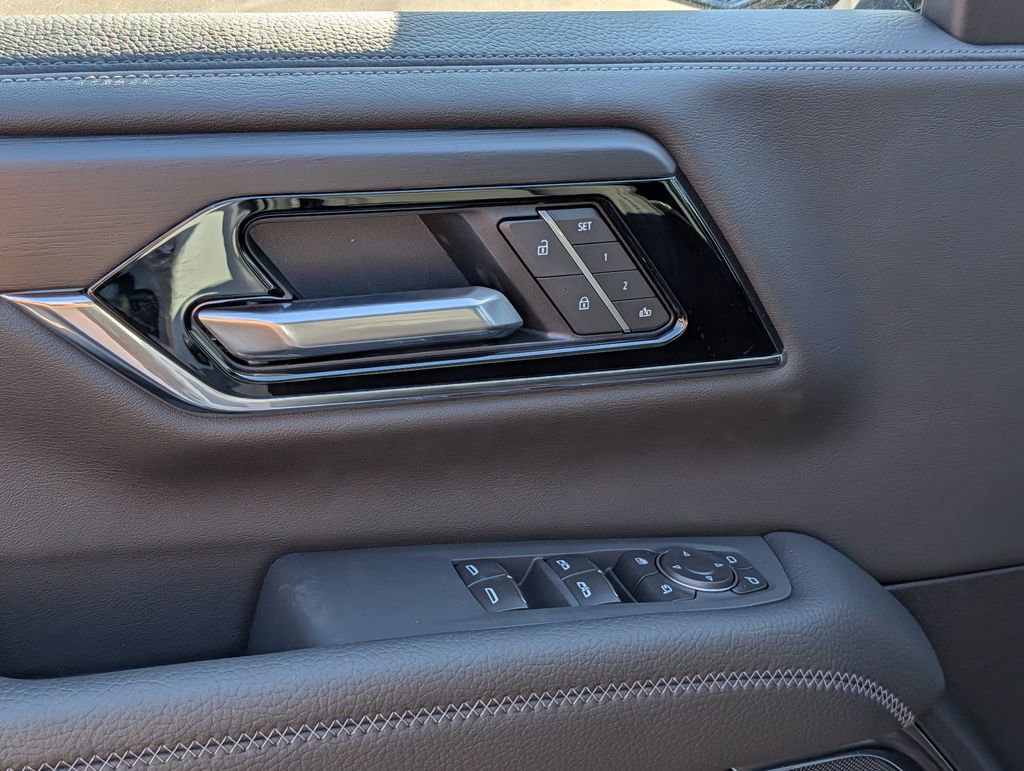 New 2026 GMC Yukon XL Denali w/ Sun & Power Step Package image 30