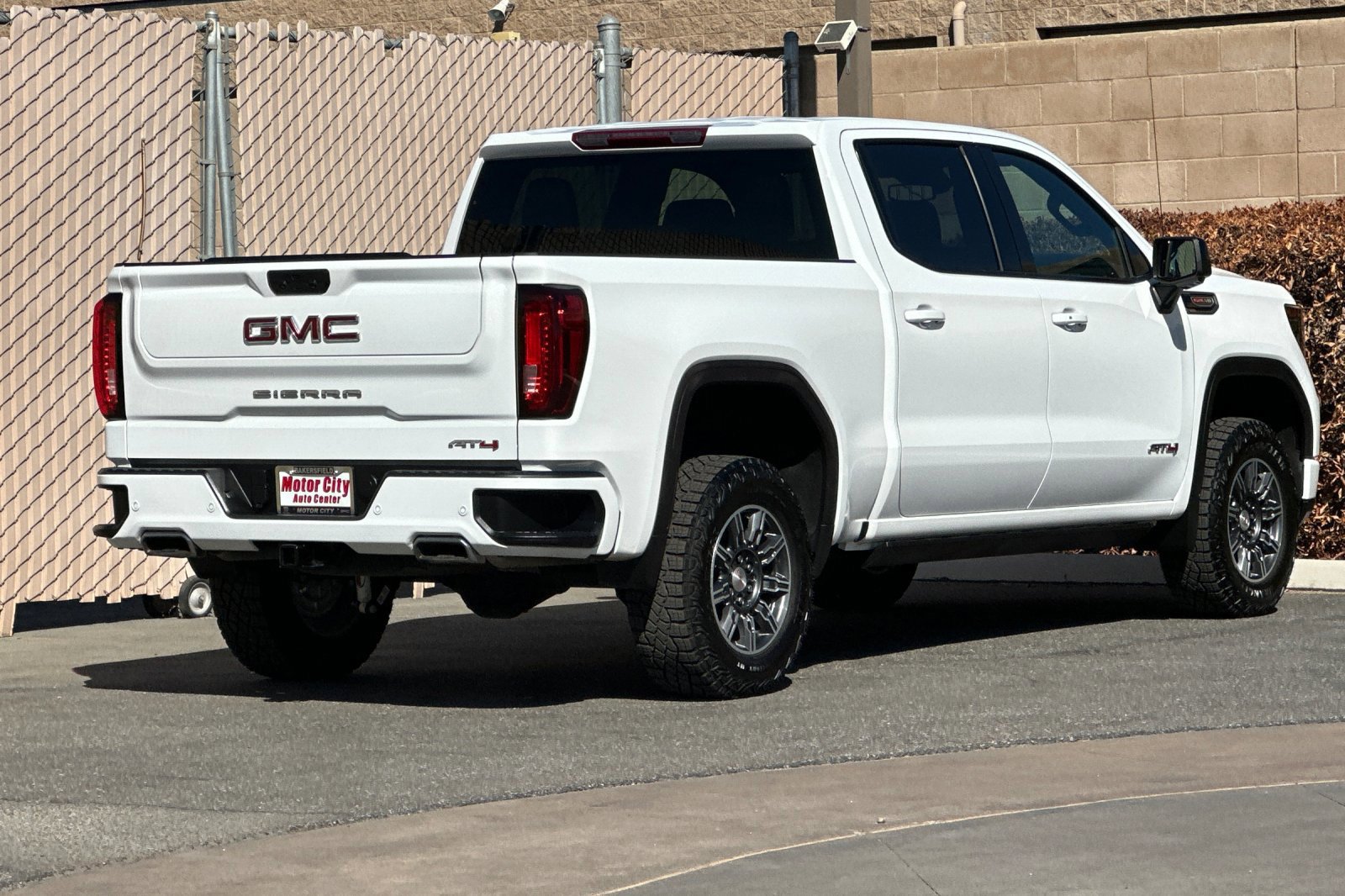 Certified 2025 GMC Sierra 1500 AT4 AWD/4WD image 4