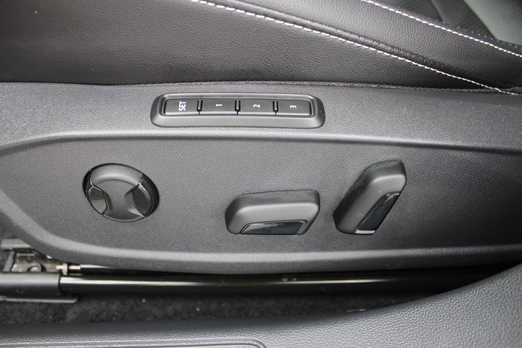 Used 2022 Volkswagen Jetta SEL image 28