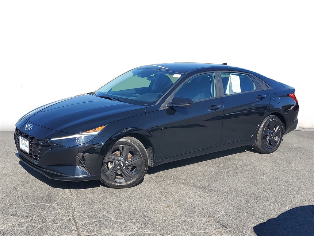 Used 2023 Hyundai Elantra SEL