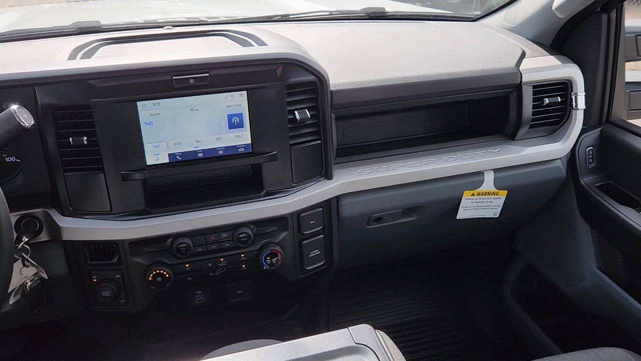 New 2025 Ford F550 4x4 Crew Cab image 20