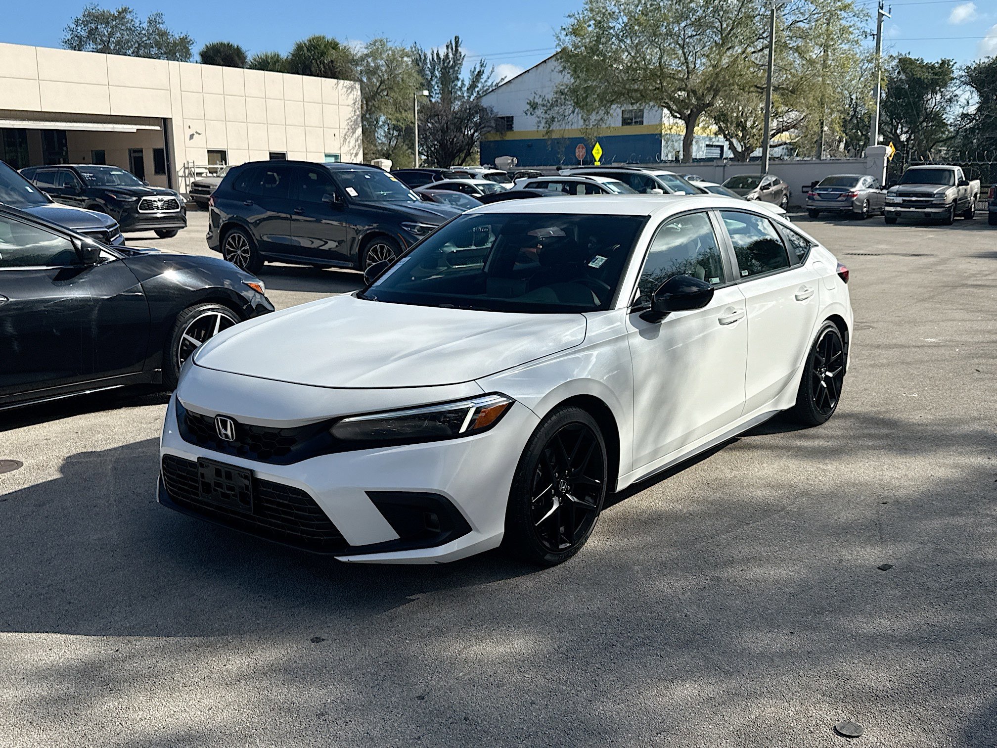 Used 2024 Honda Civic Sport image 3