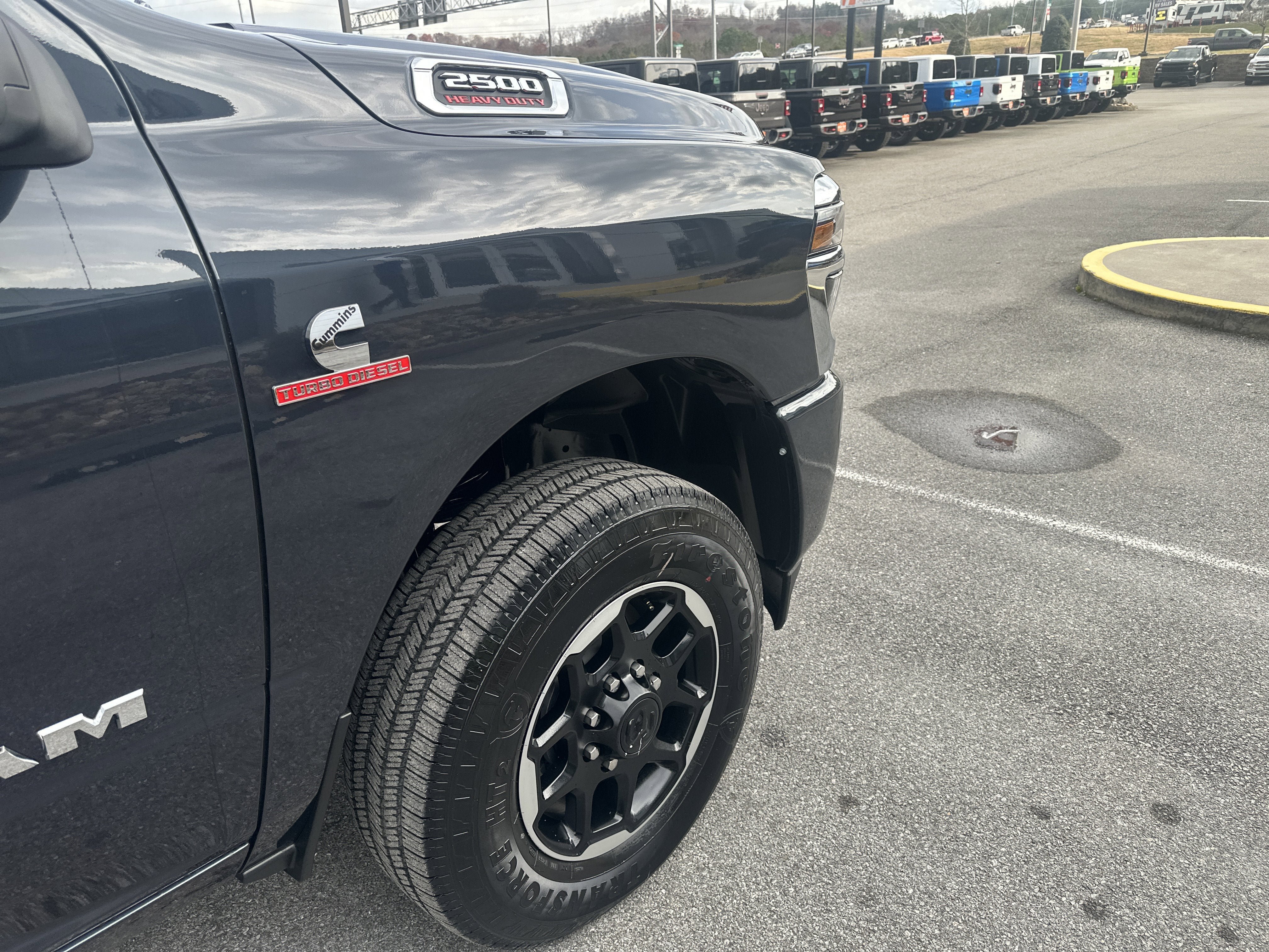 New 2026 RAM 2500 Laramie AWD/4WD image 31