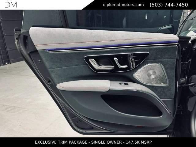 Used 2025 Mercedes-Benz EQS AMG 4MATIC image 27