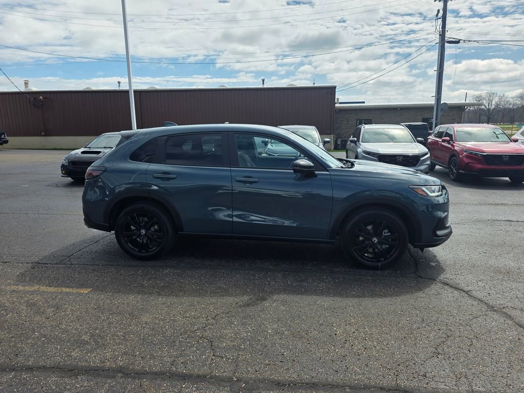 New 2026 Honda HR-V Sport image 2