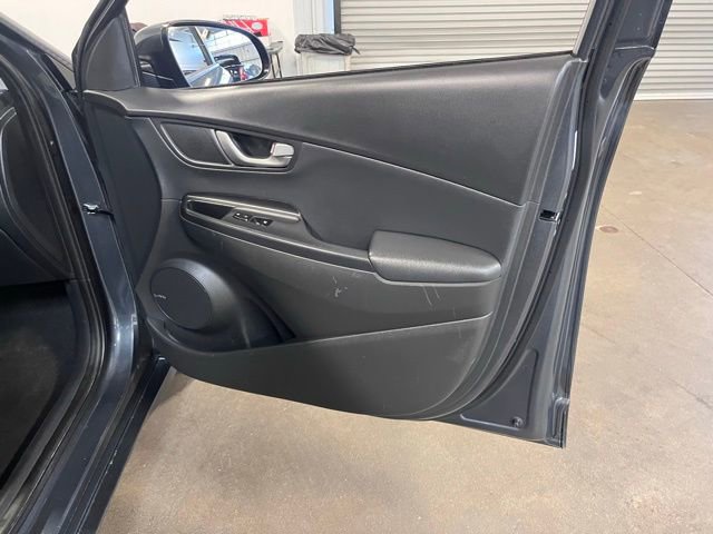 Used 2020 Hyundai Kona Ultimate FWD image 12