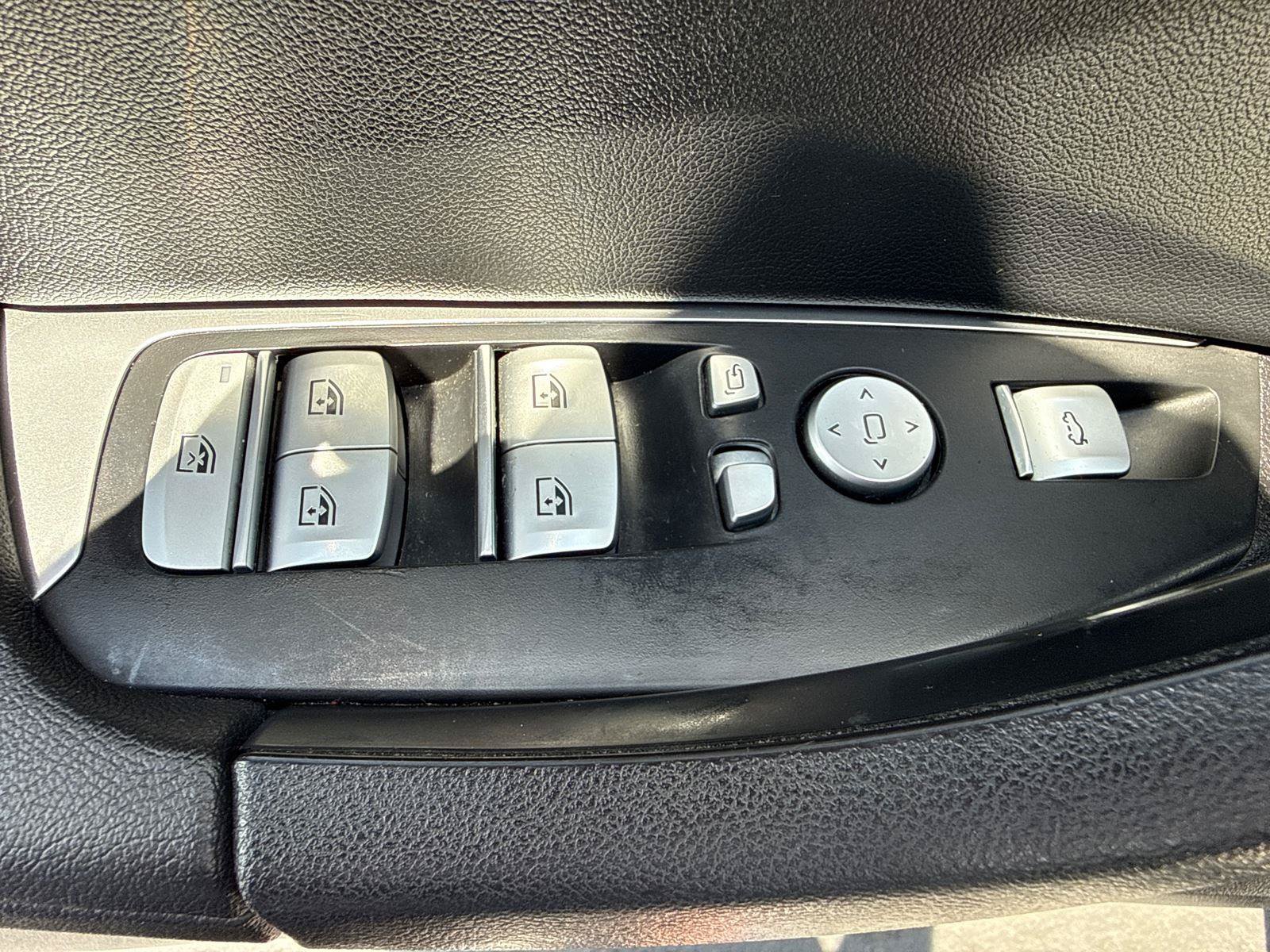 Used 2020 BMW X3 xDrive30i AWD/4WD image 11