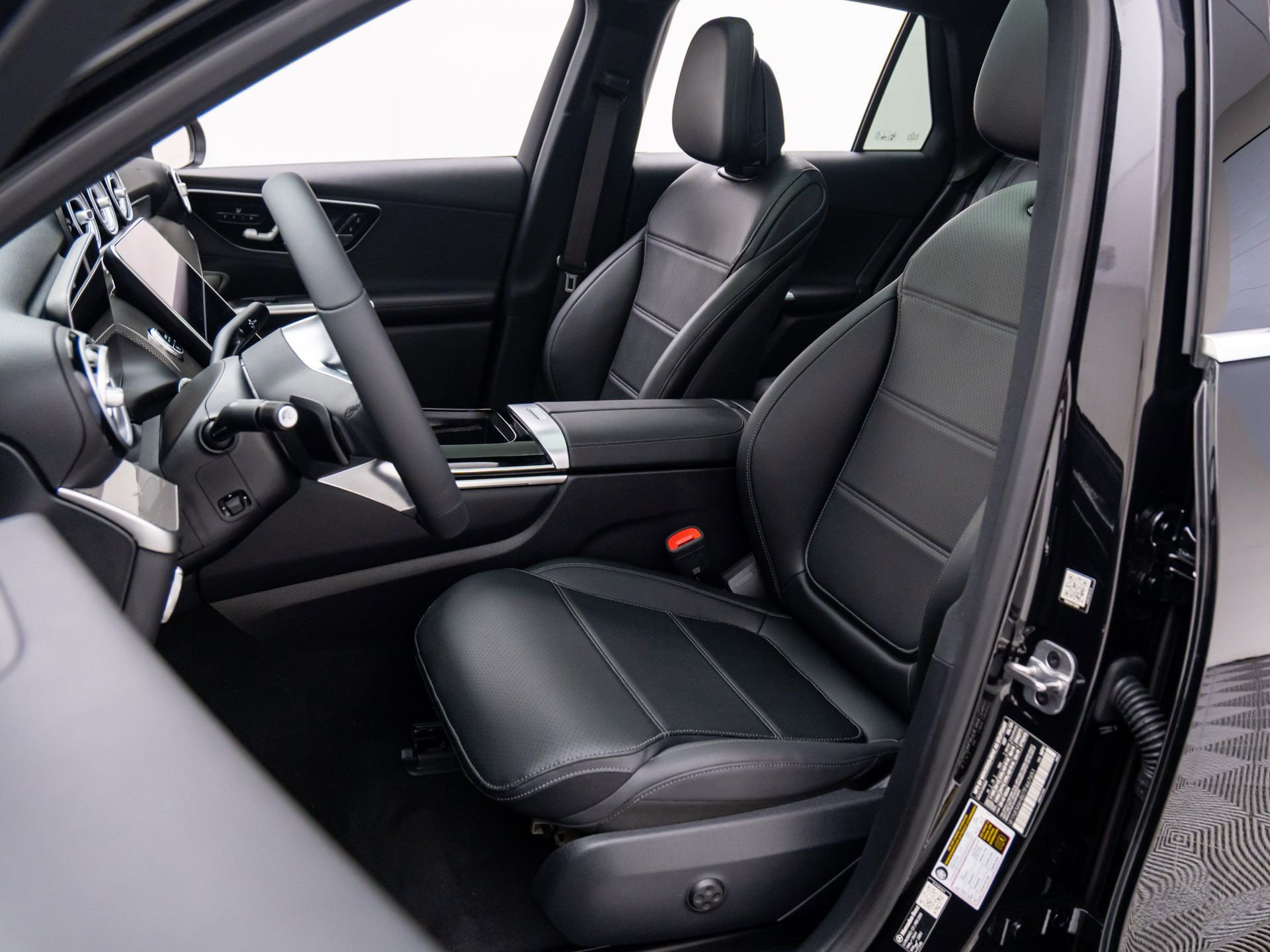 New 2026 Mercedes-Benz GLC 300 4MATIC image 17