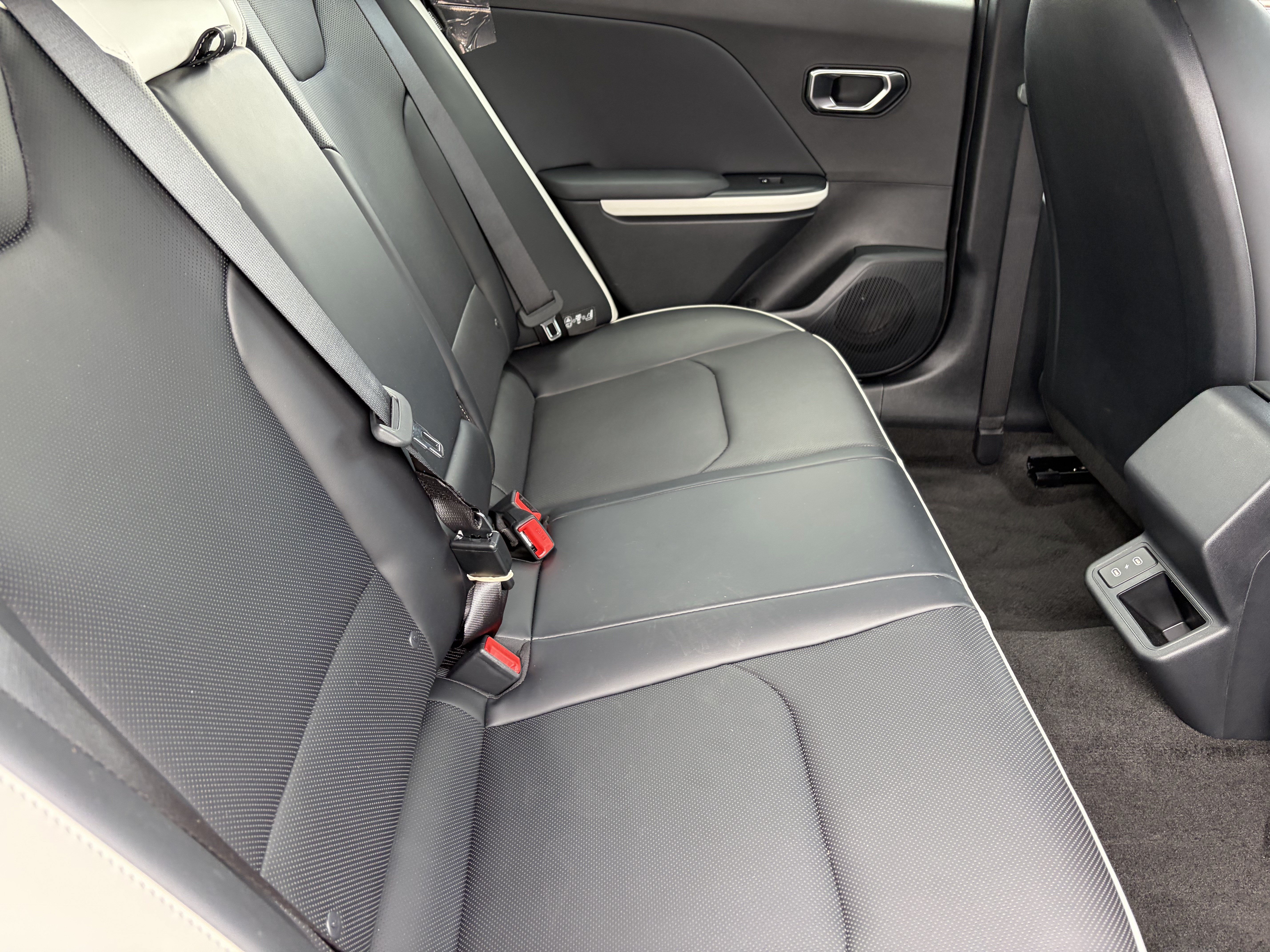 New 2026 Kia K4 GT-Line Turbo w/ GT-Line Premium Package FWD image 11