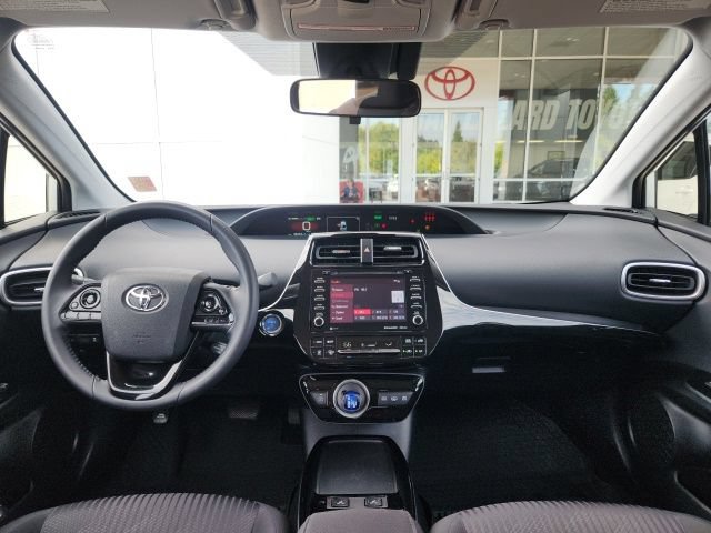 Used 2022 Toyota Prius Prime LE FWD image 18