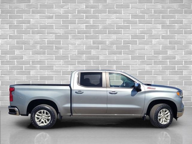 Certified 2023 Chevrolet Silverado 1500 LT w/ Z71 Off-Road Package AWD/4WD image 4
