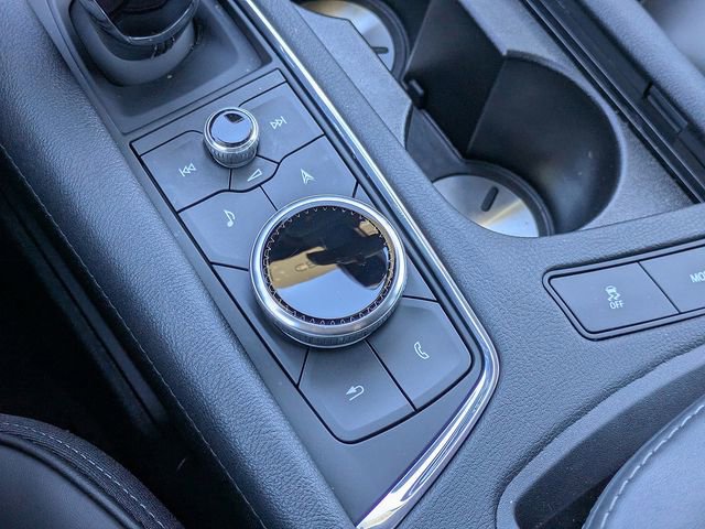 Certified 2025 Cadillac XT6 Premium Luxury w/ Platinum Package image 27