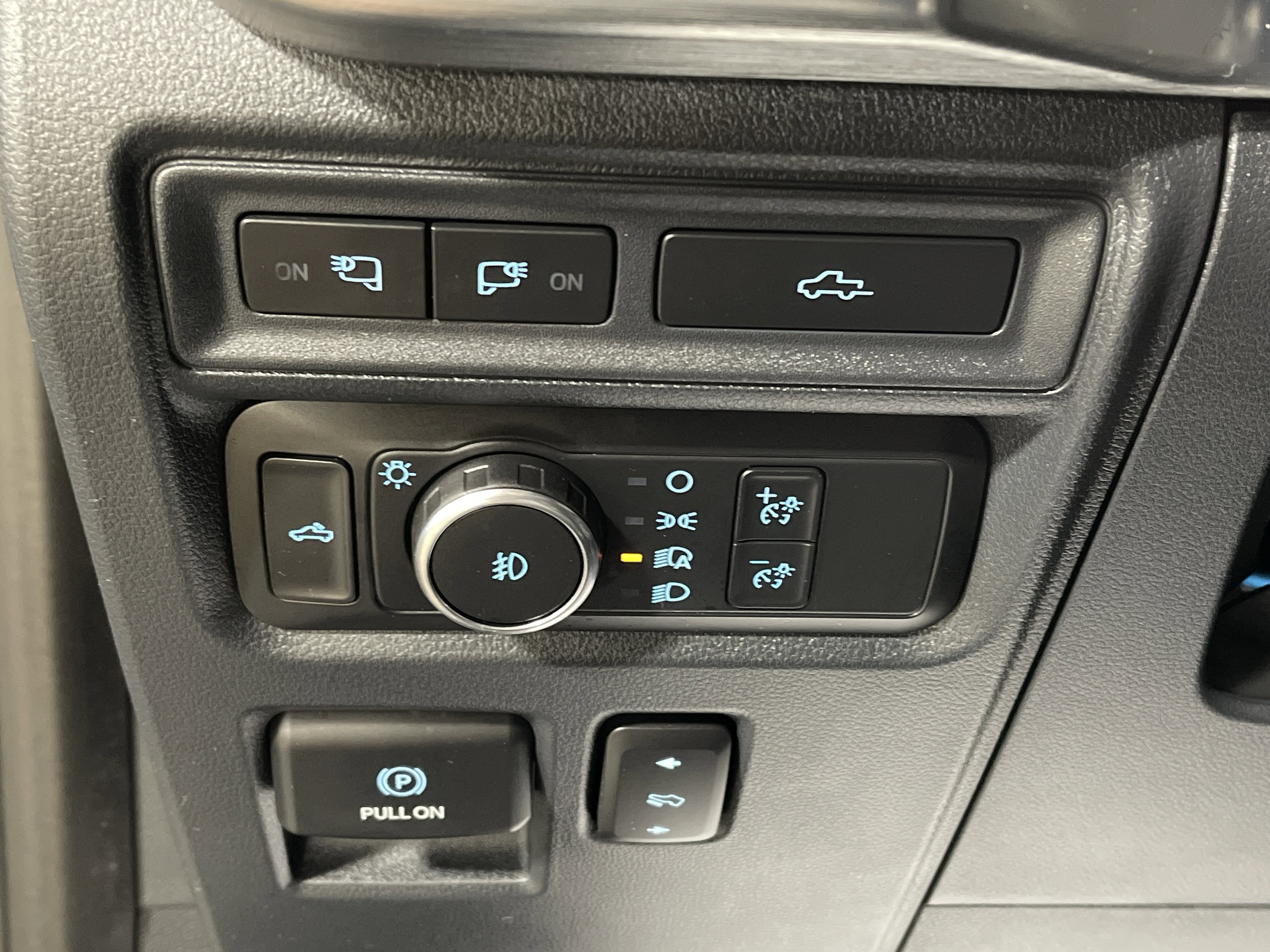 Used 2022 Ford F150 Lariat w/ Bed Utility Package image 21