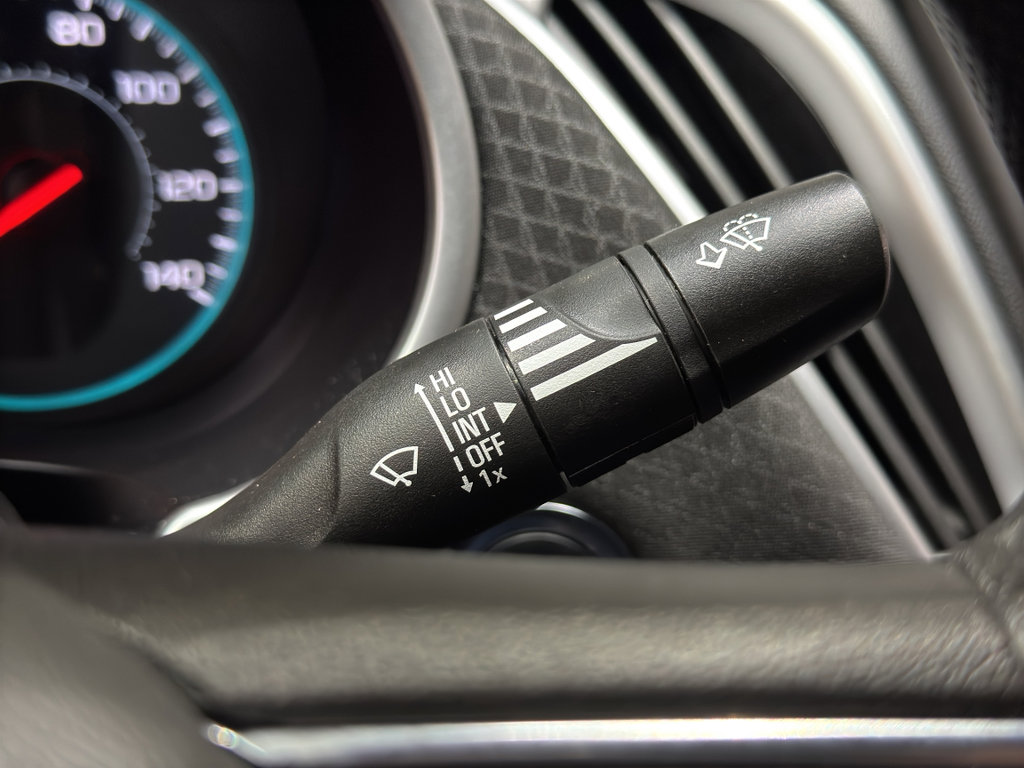 Used 2024 Chevrolet Malibu LT image 23