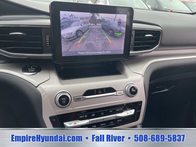 Used 2020 Ford Explorer XLT w/ Equipment Group 202A AWD/4WD image 24