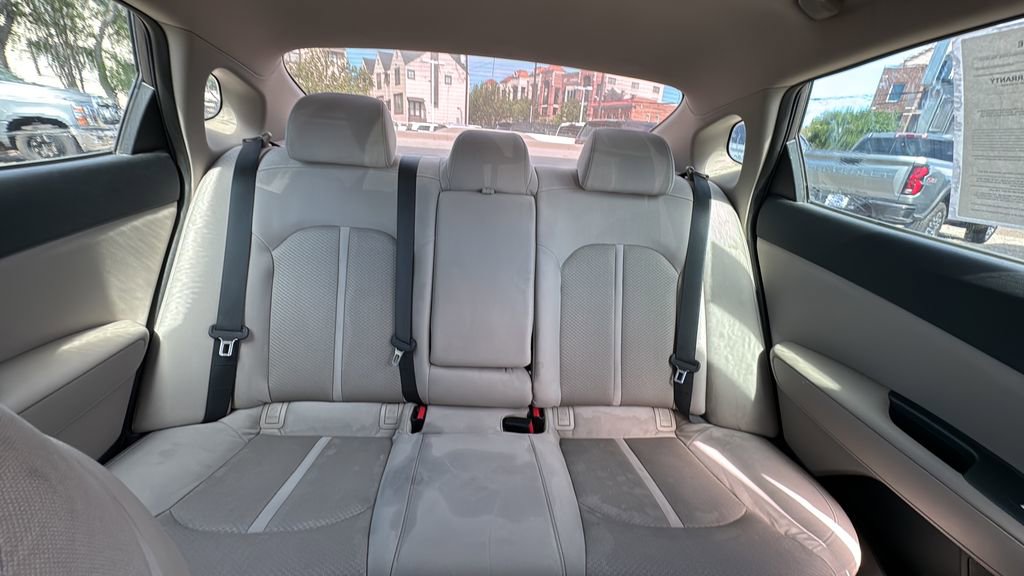 Used 2016 Kia Optima LX image 16