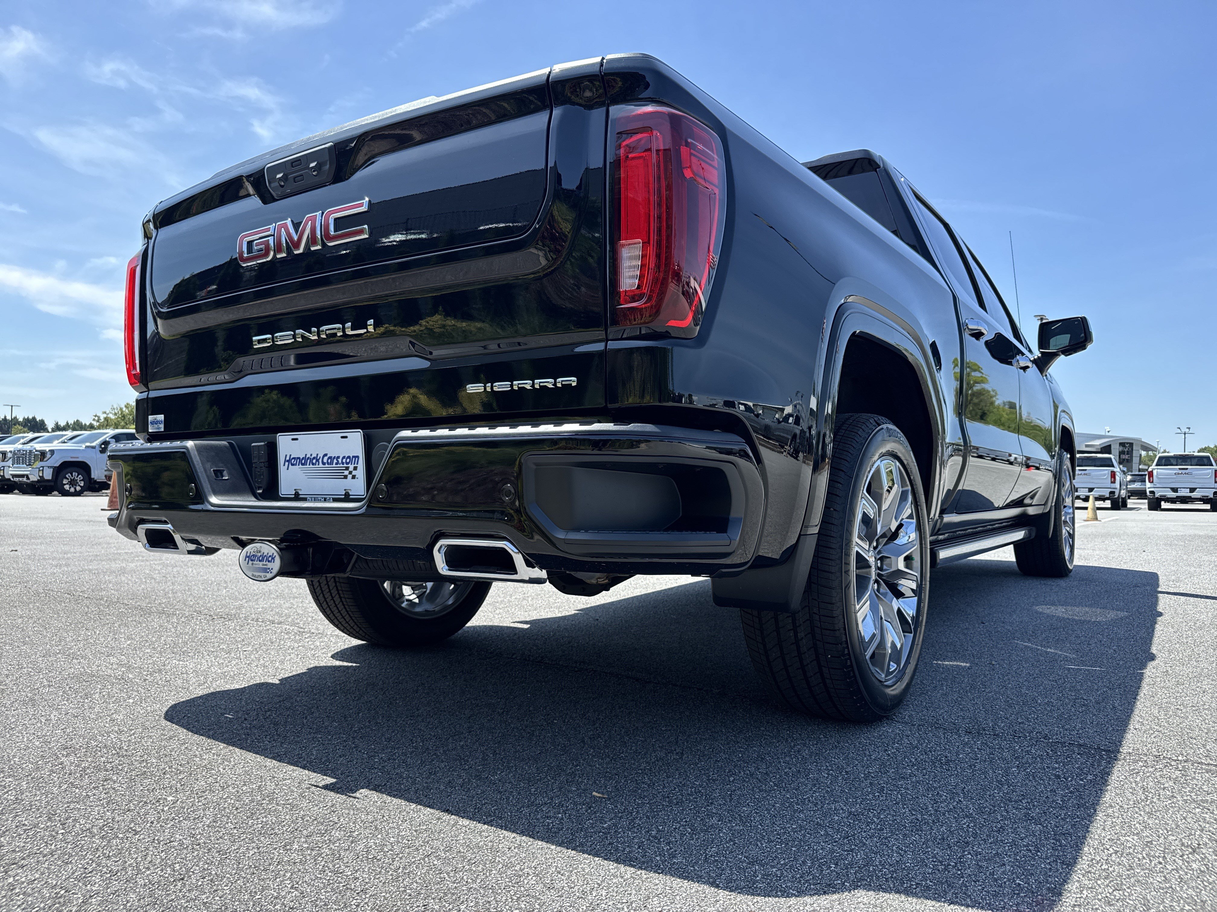 New 2026 GMC Sierra 1500 Denali w/ Denali Reserve Package AWD/4WD image 10