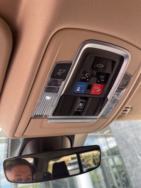 Used 2021 RAM 1500 Laramie AWD/4WD image 40