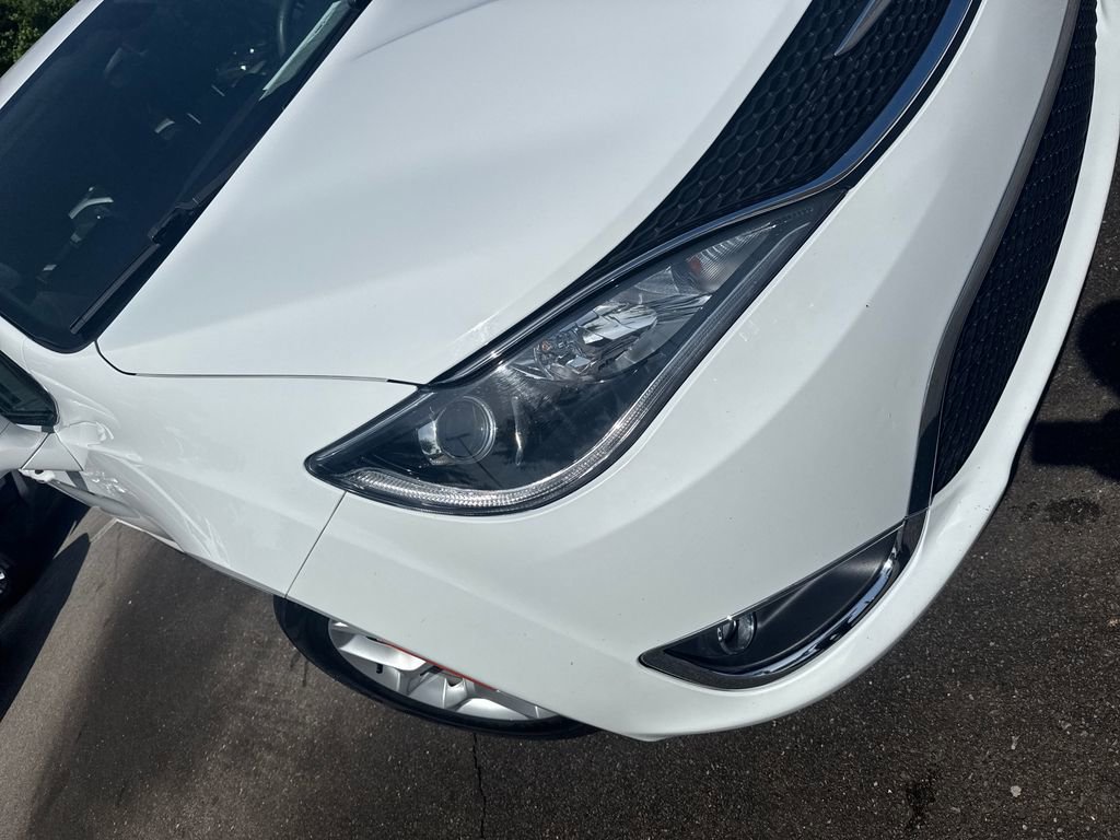Used 2018 Chrysler Pacifica Touring Plus w/ Tire & Wheel Group FWD image 37
