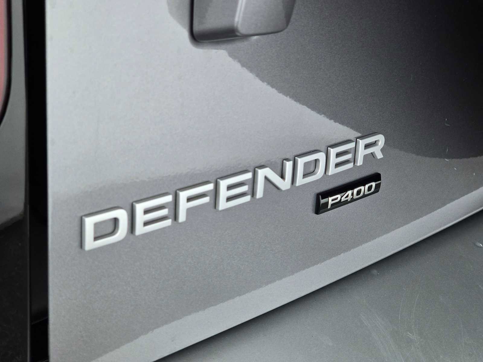 Used 2022 Land Rover Defender 110 SE image 29