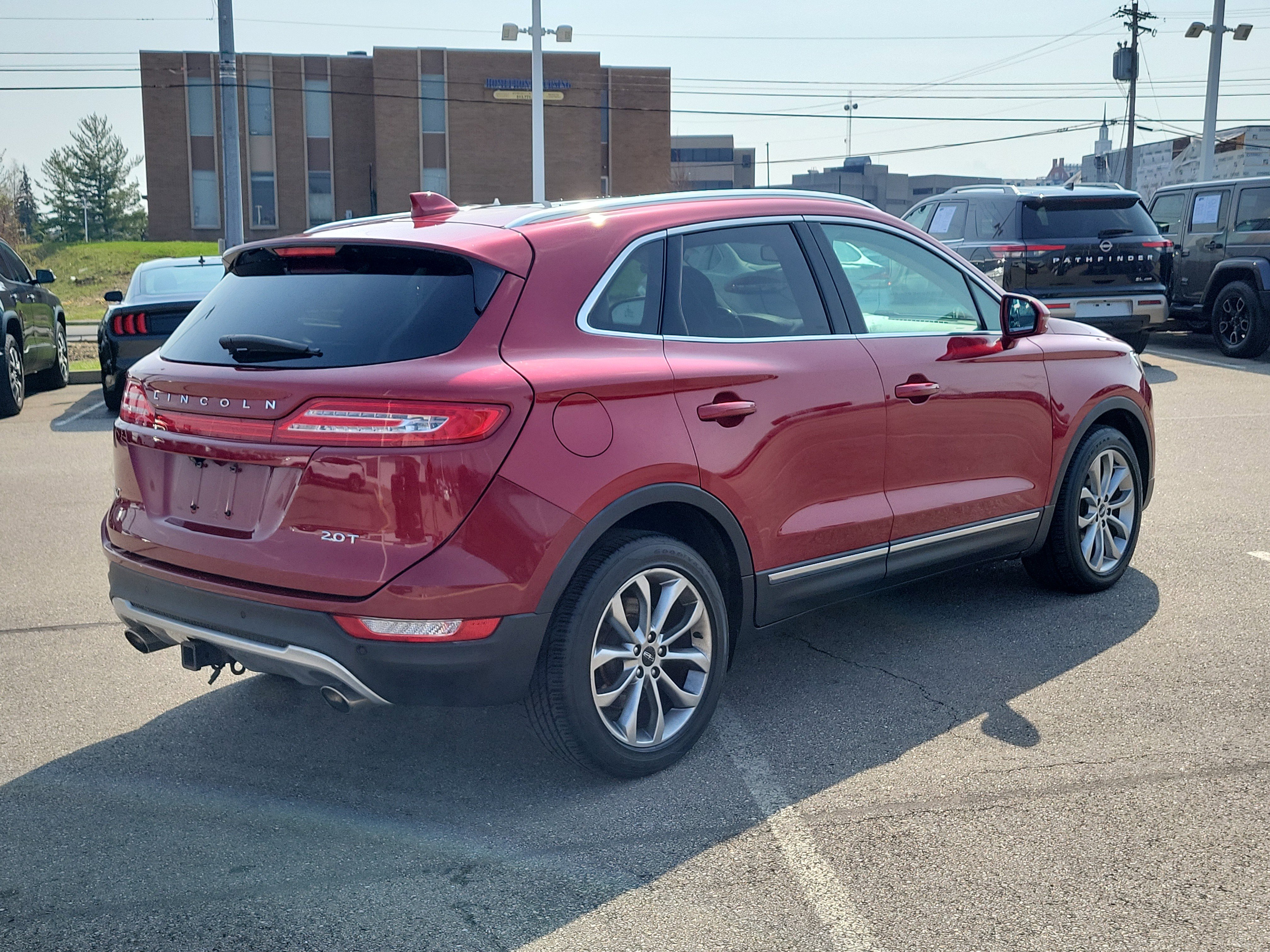 Used 2018 Lincoln MKC Select w/ Select Plus Package image 3