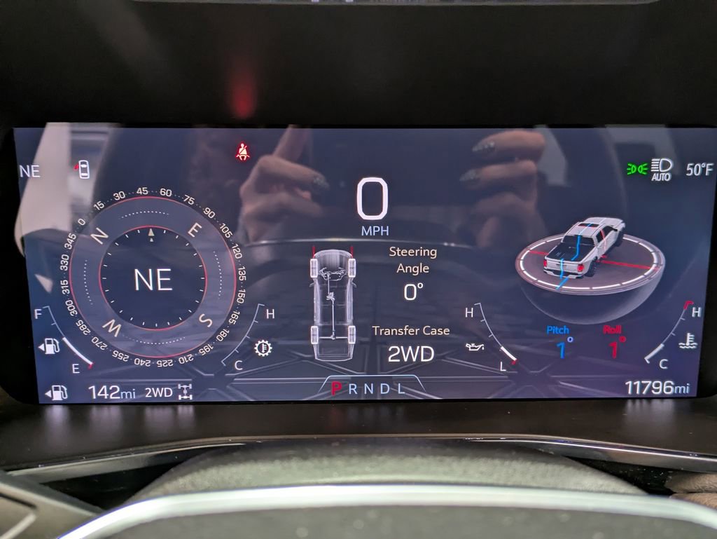 Used 2023 GMC Canyon Denali image 16