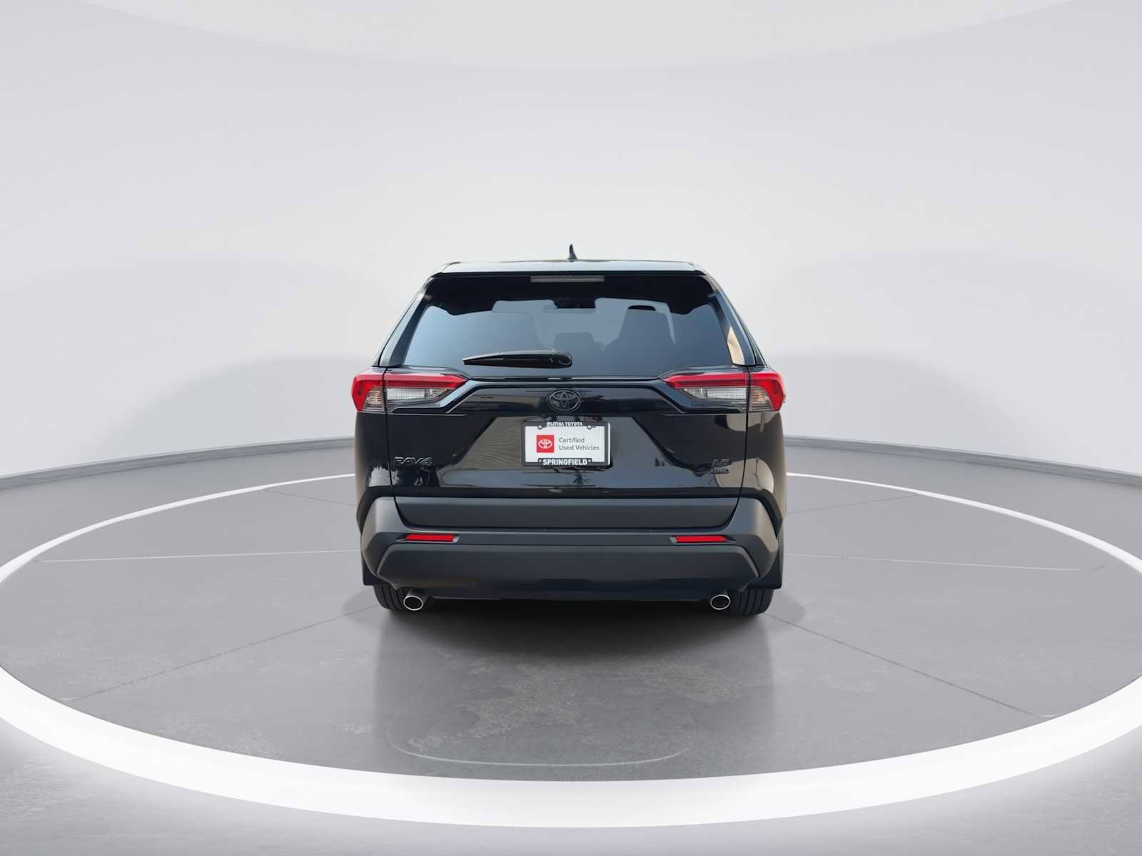 Certified 2024 Toyota RAV4 LE AWD/4WD image 7