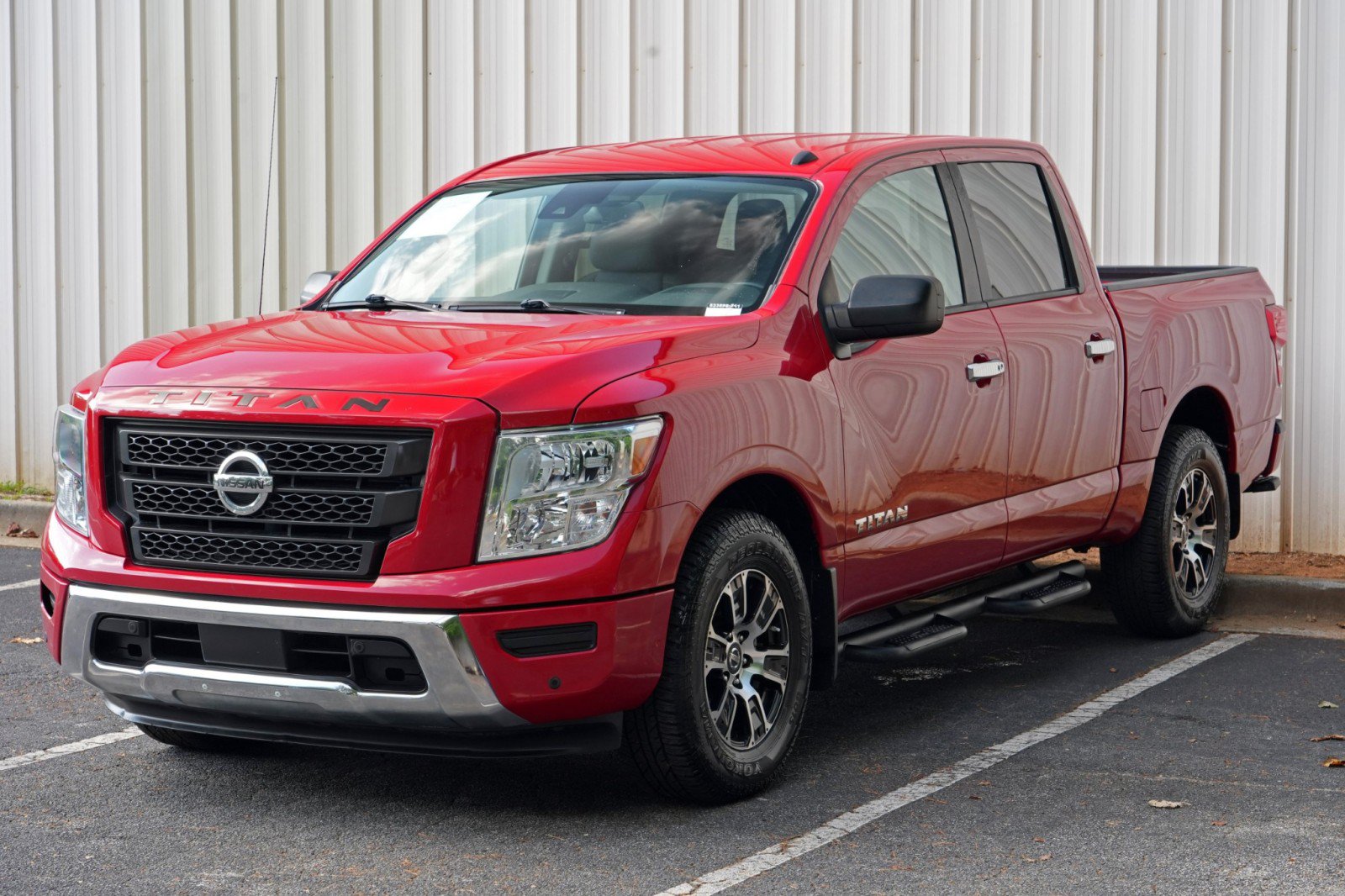 Used 2021 Nissan Titan SV w/ SV Convenience Package RWD image 41